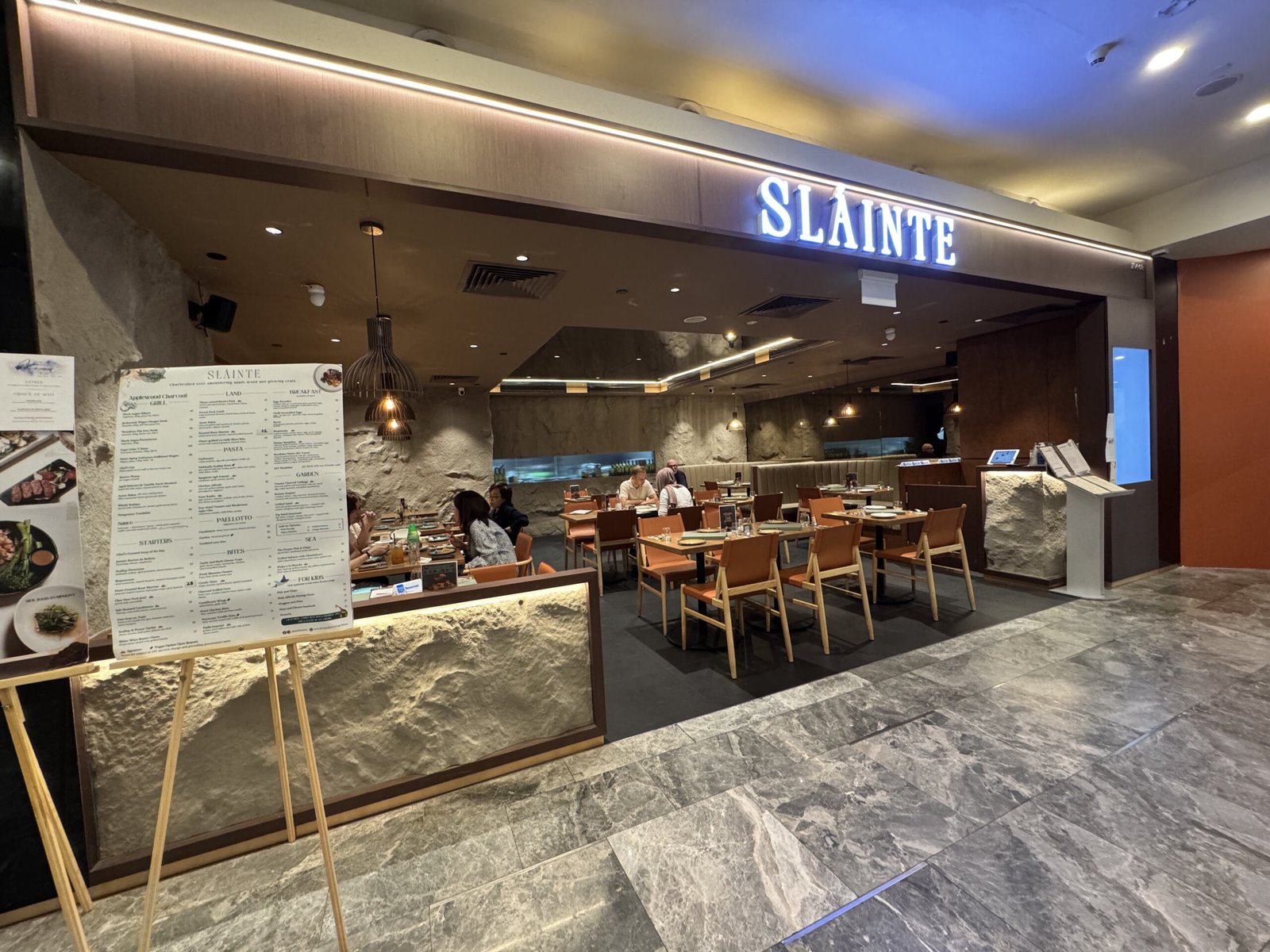 Sláinte Paragon Review – Orchard’s Applewood Charcoal Grill & Bar